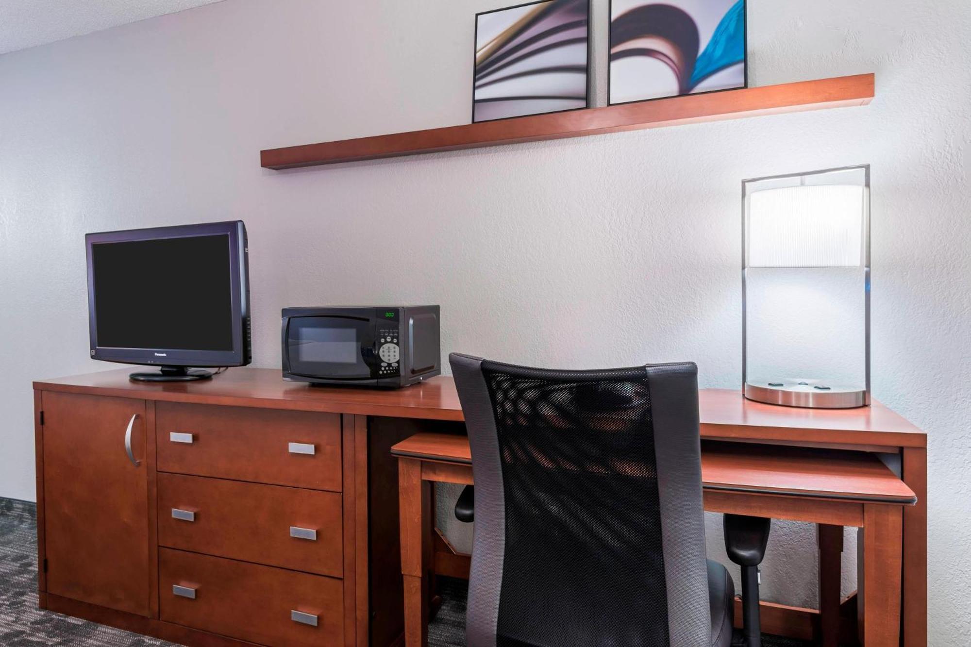 מלון Courtyard Sarasota Bradenton Airport מראה חיצוני תמונה